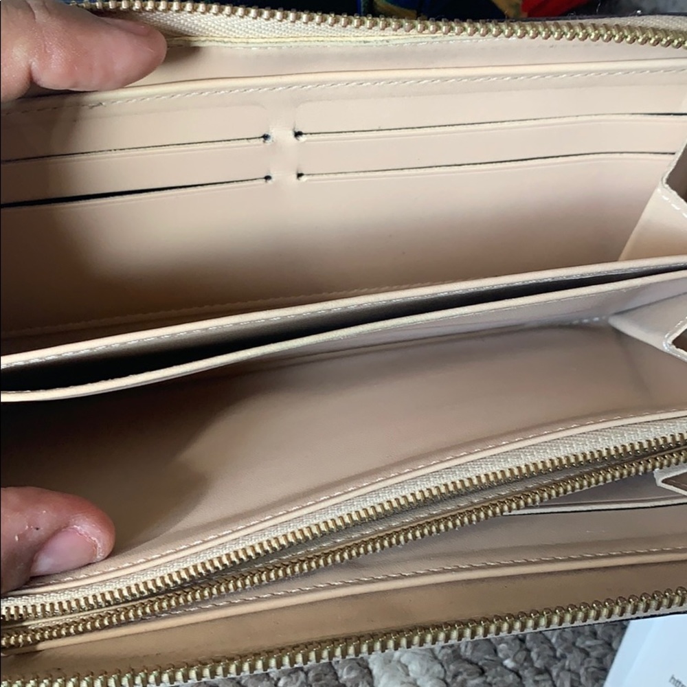 LV, Porte Monnaie Vernis, 100% authentic